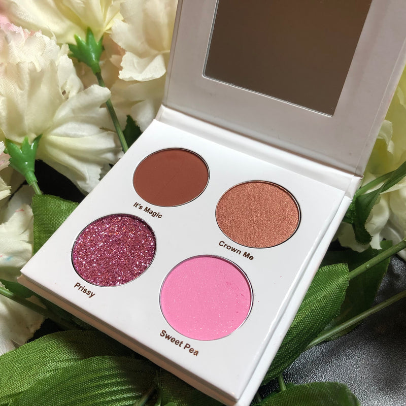 PRINCESS IN PETALS MINI PALETTE
